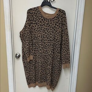 Terra & Sky Tan and Black Knit Sweater